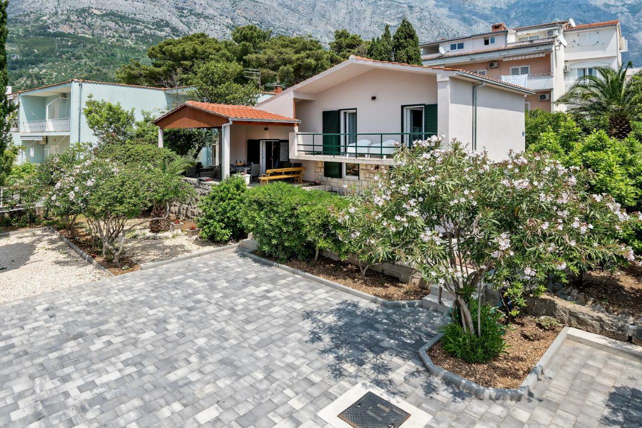 Villa Bandic Baška Voda Extérieur photo