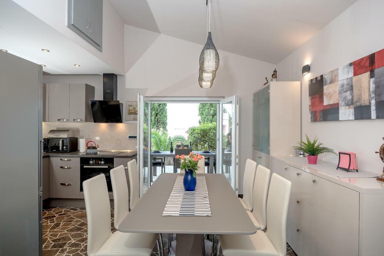Villa Bandic Baška Voda Extérieur photo