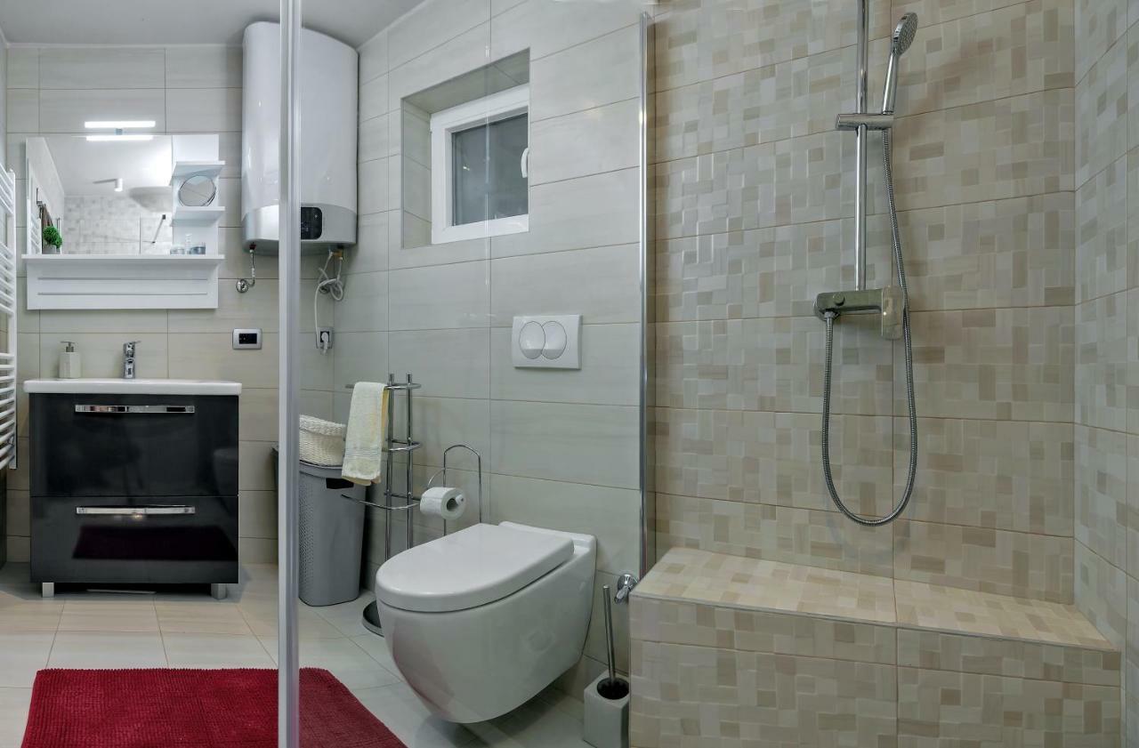 Villa Bandic Baška Voda Extérieur photo