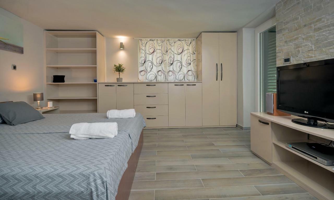 Villa Bandic Baška Voda Extérieur photo