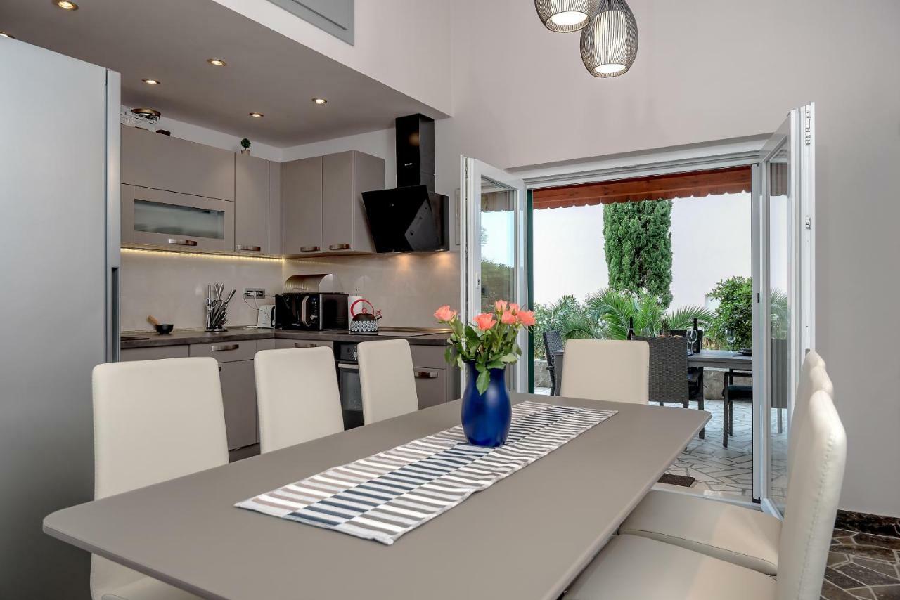 Villa Bandic Baška Voda Extérieur photo
